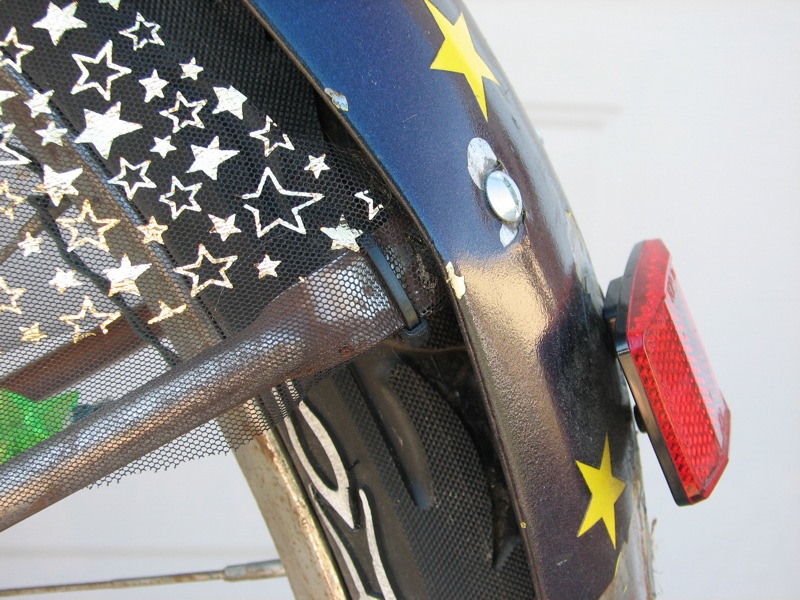 cable tie on fender strut