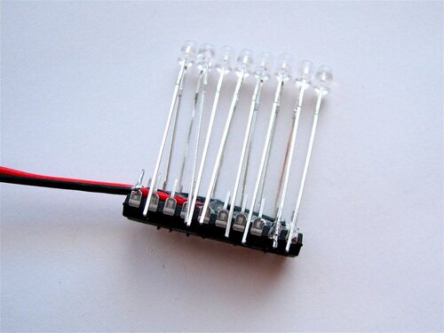 LEDs are soldered halfway only-- cathodes are on.