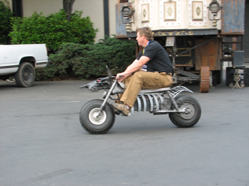 Neverwas Haul + art bike