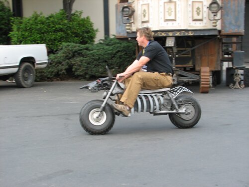 Neverwas Haul + art bike