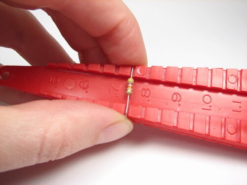 Resistor lead forming tool