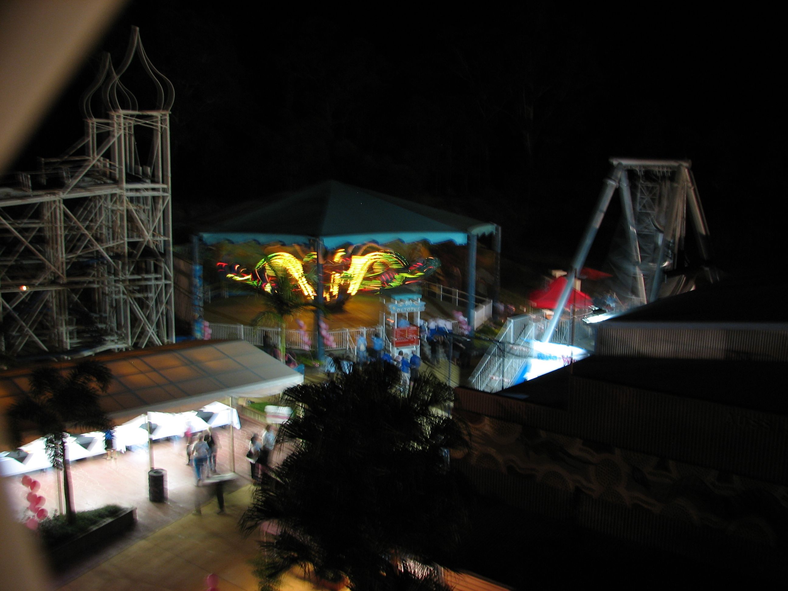 octopus from ferris wheel