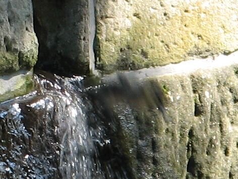 it's the blur in the middle