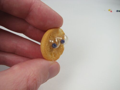 Nilla is watching you.