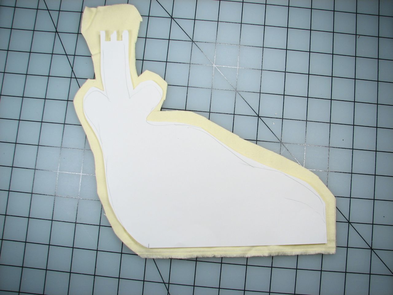 A velvet bristlebot racing snail