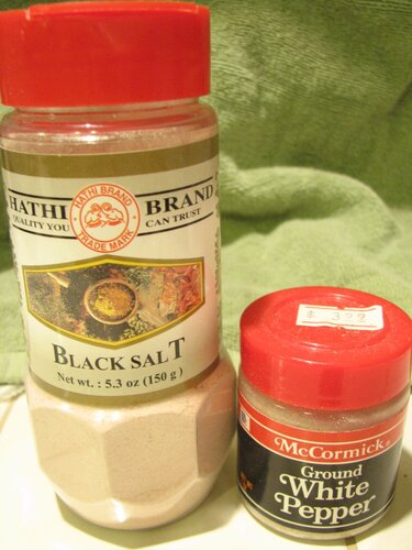 Black salt and white pepper