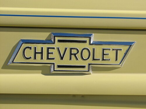 Lakewood neighborhood holiday parade