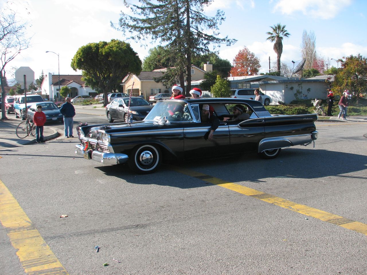 Lakewood neighborhood holiday parade