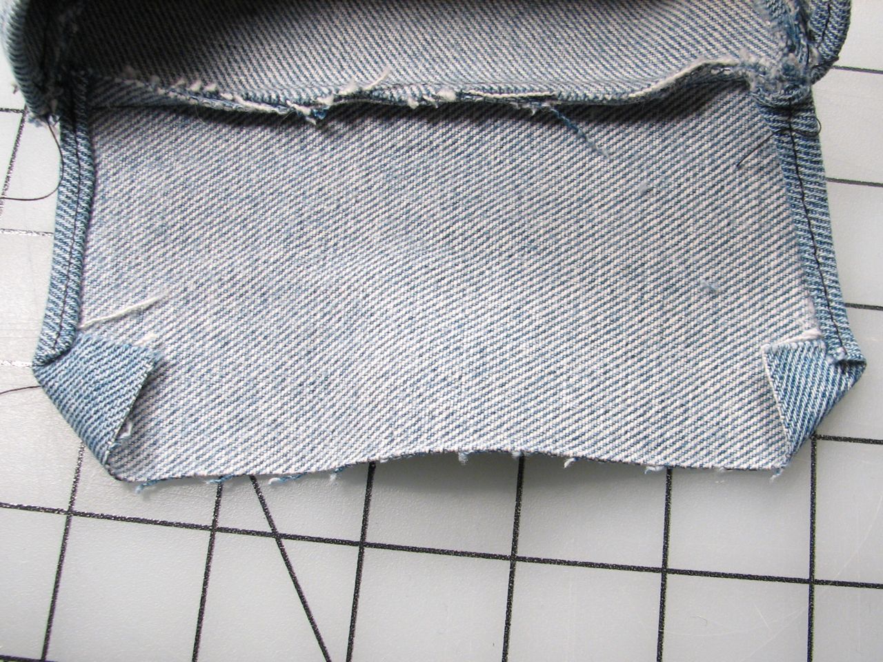 Meggy Jr RGB Cozy-11