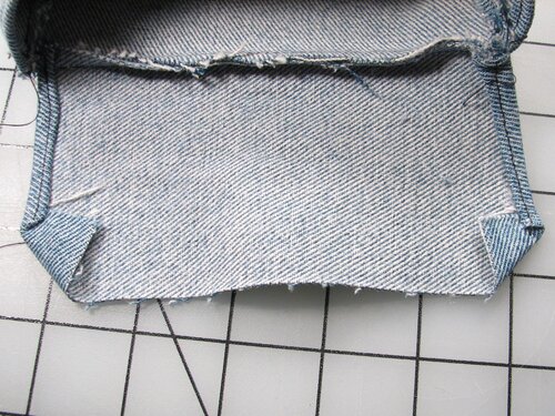 Meggy Jr RGB Cozy-11