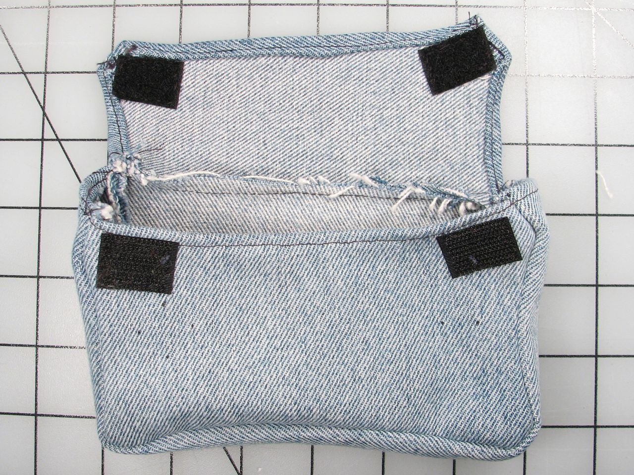 Meggy Jr RGB Cozy-15