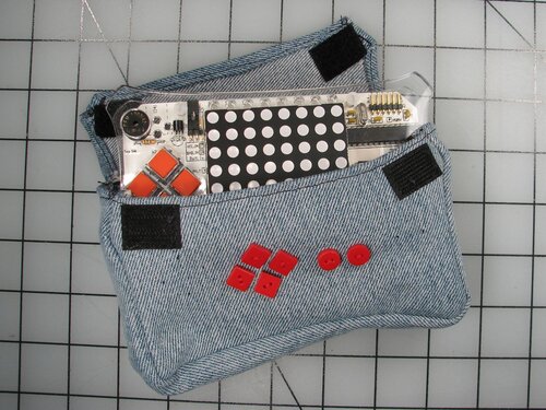 Meggy Jr RGB Cozy-18