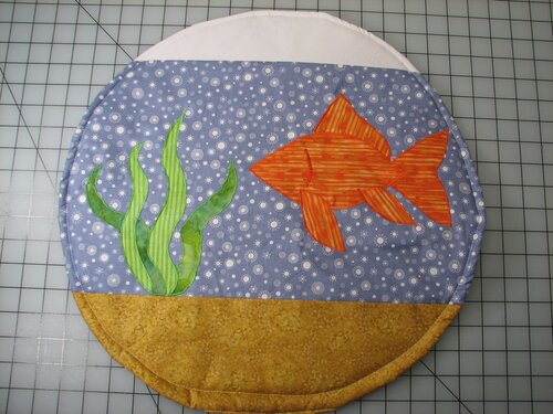 Fishbowl cat quilt25