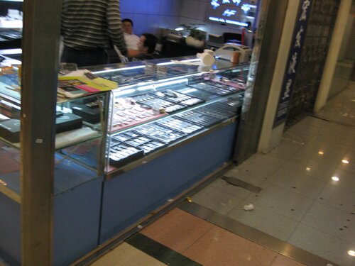 Cell phone market - 05