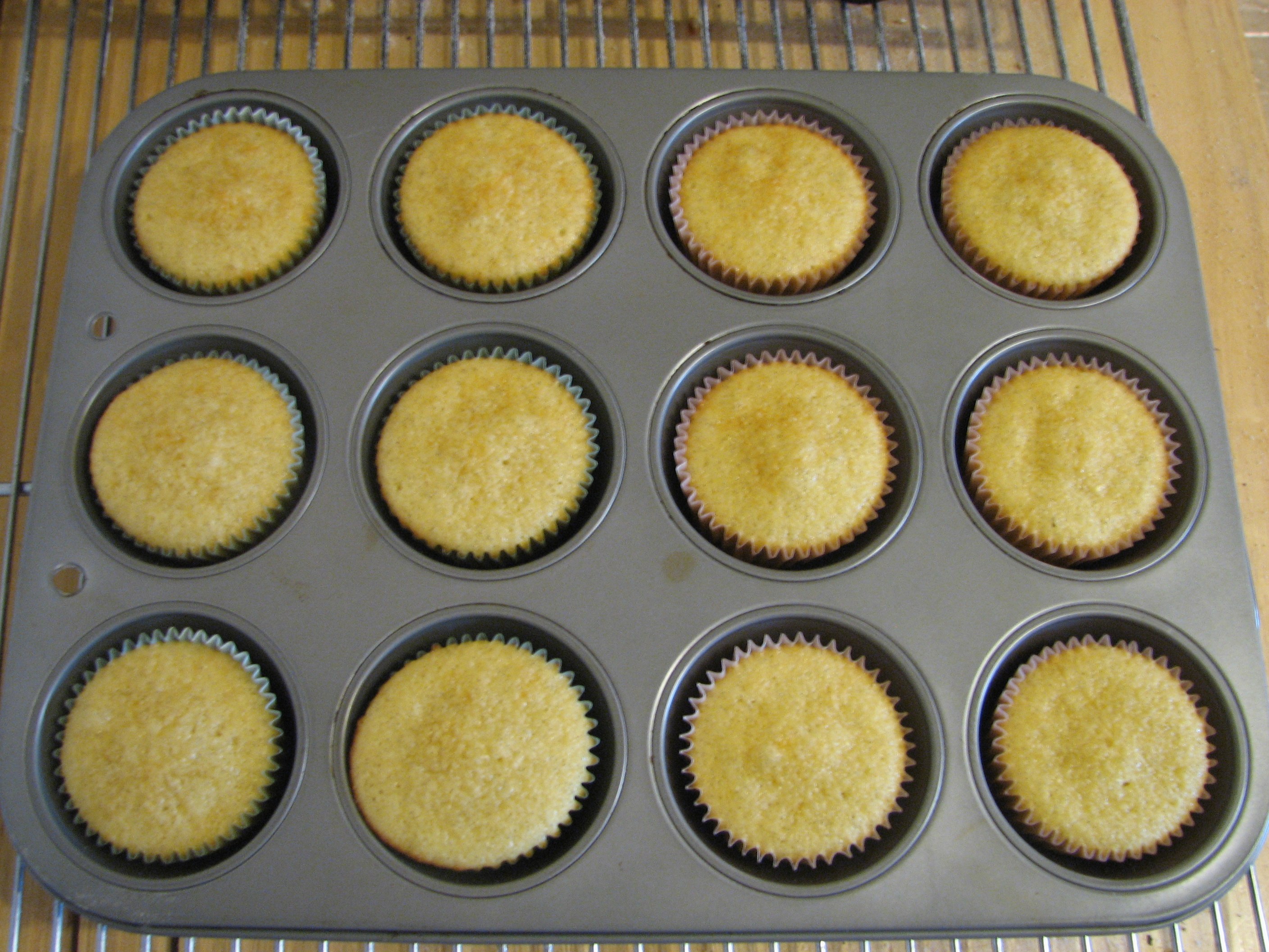 Fractal Snowflake Cupcakes - 02