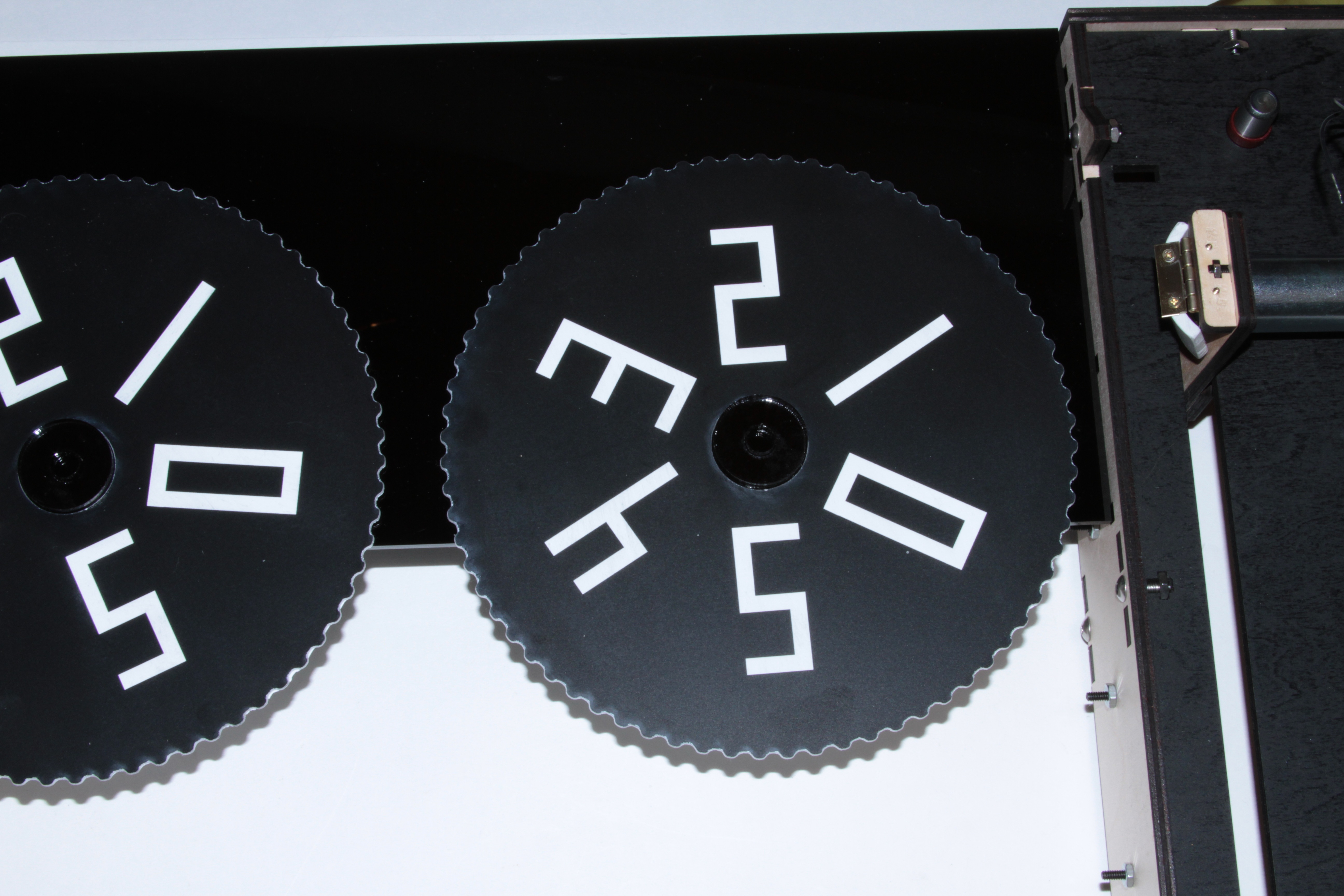 Score wheels on their bearings