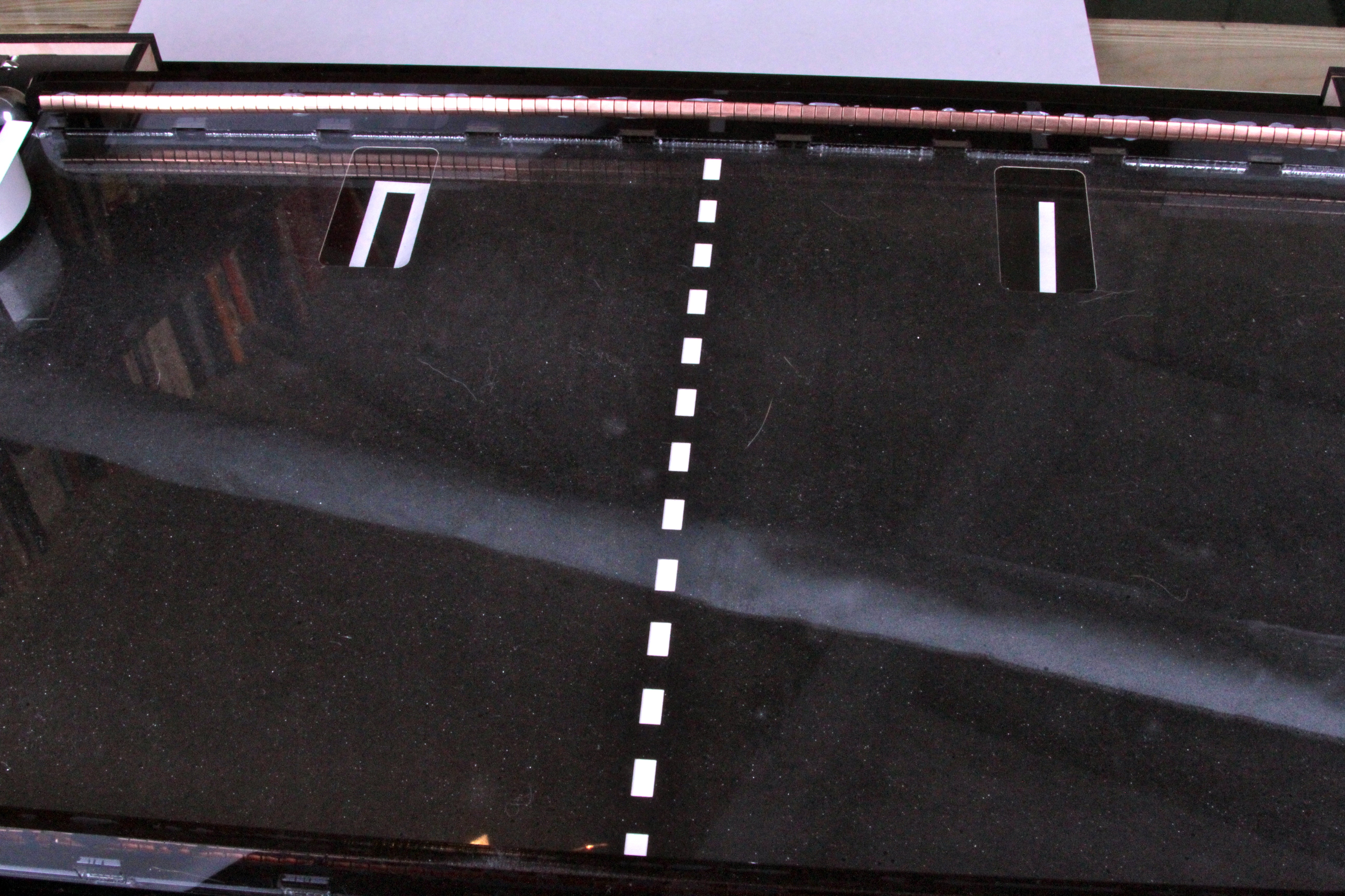 Bouncy strip complete