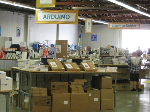 MakerFaire - Day 0 - 19