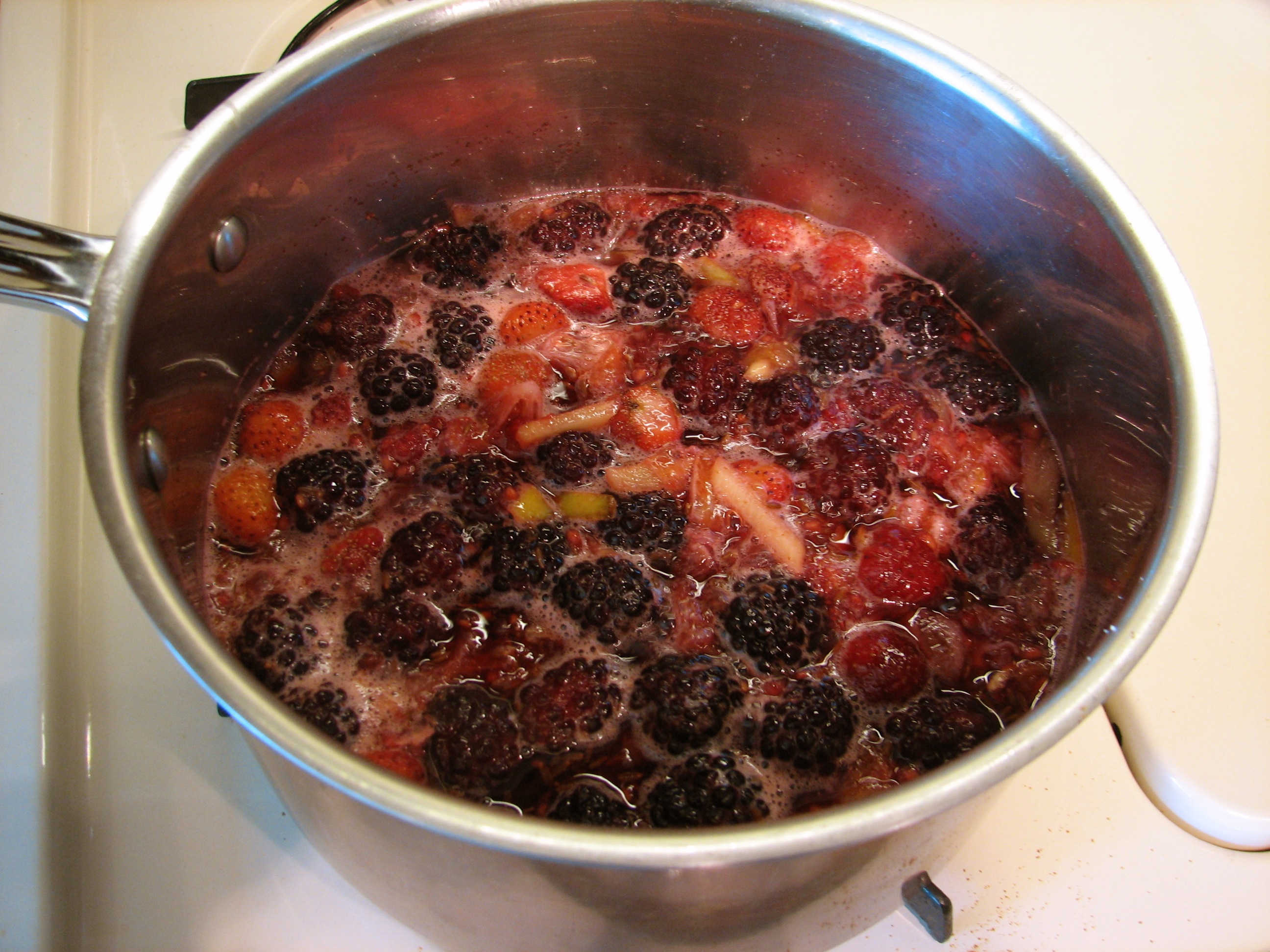 Spicy Berry Preserves: berries added