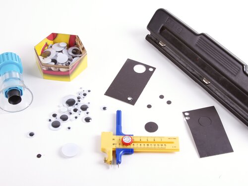 Magnetic Googly Eyes: Supplies!
