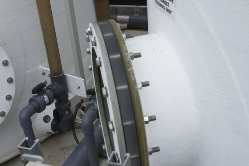 Marine Mammal Center Tank