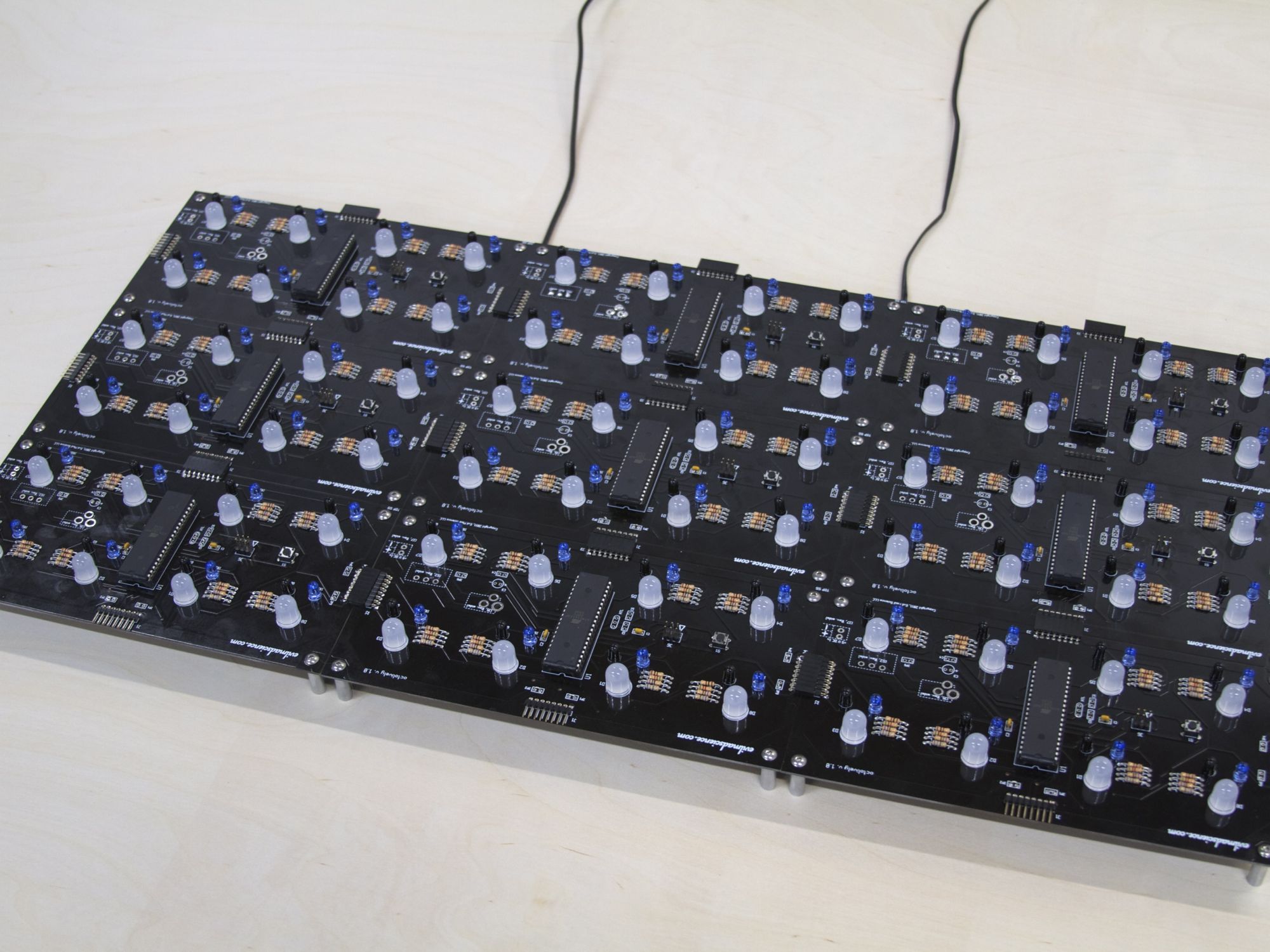 Octolively Array, powered down