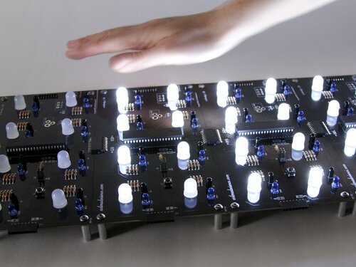 Octolively Array: 8 inches wide