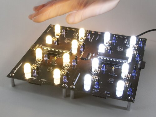 Warm white (left), Regular 