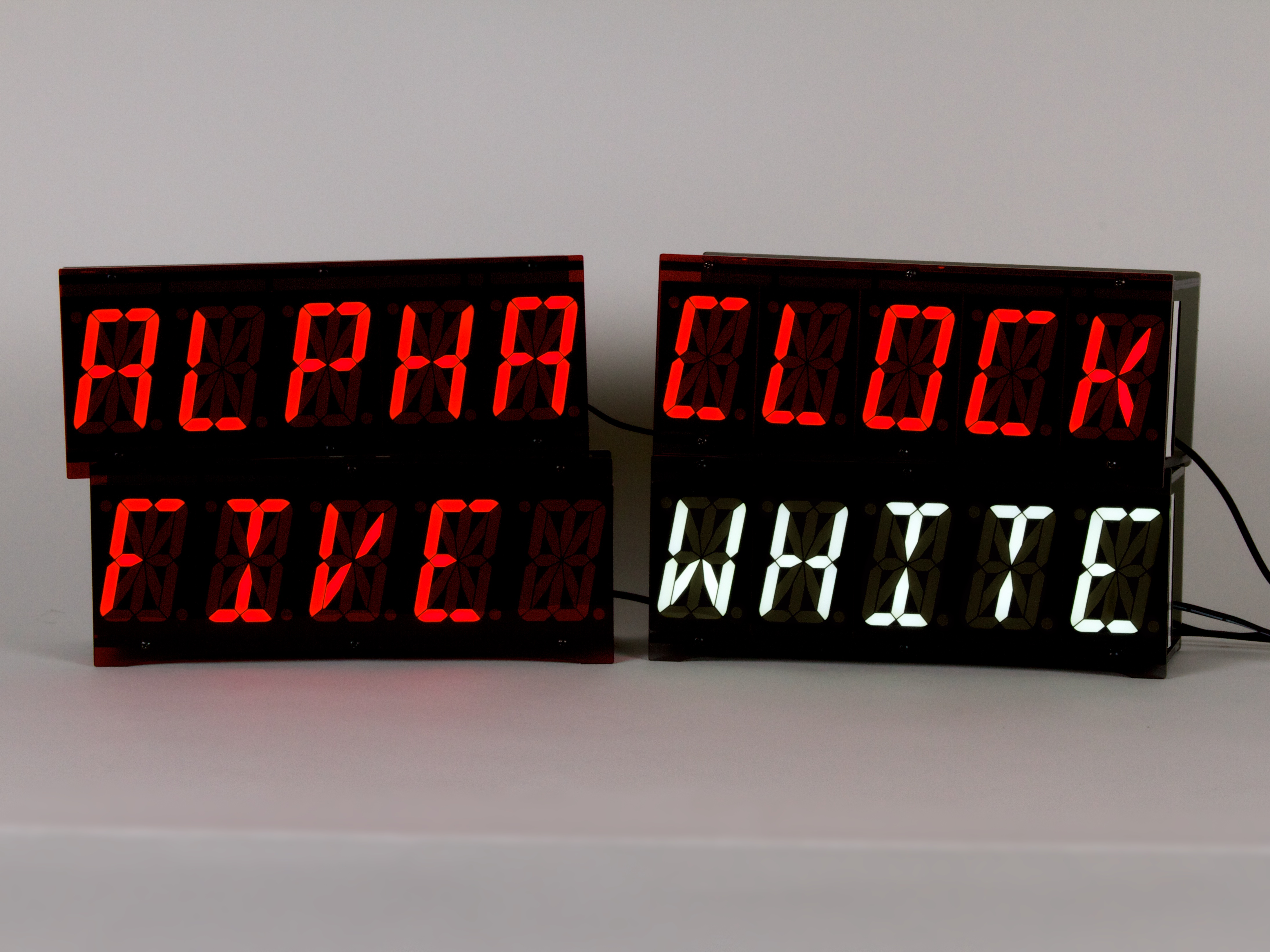 AlphaClockFiveWhite