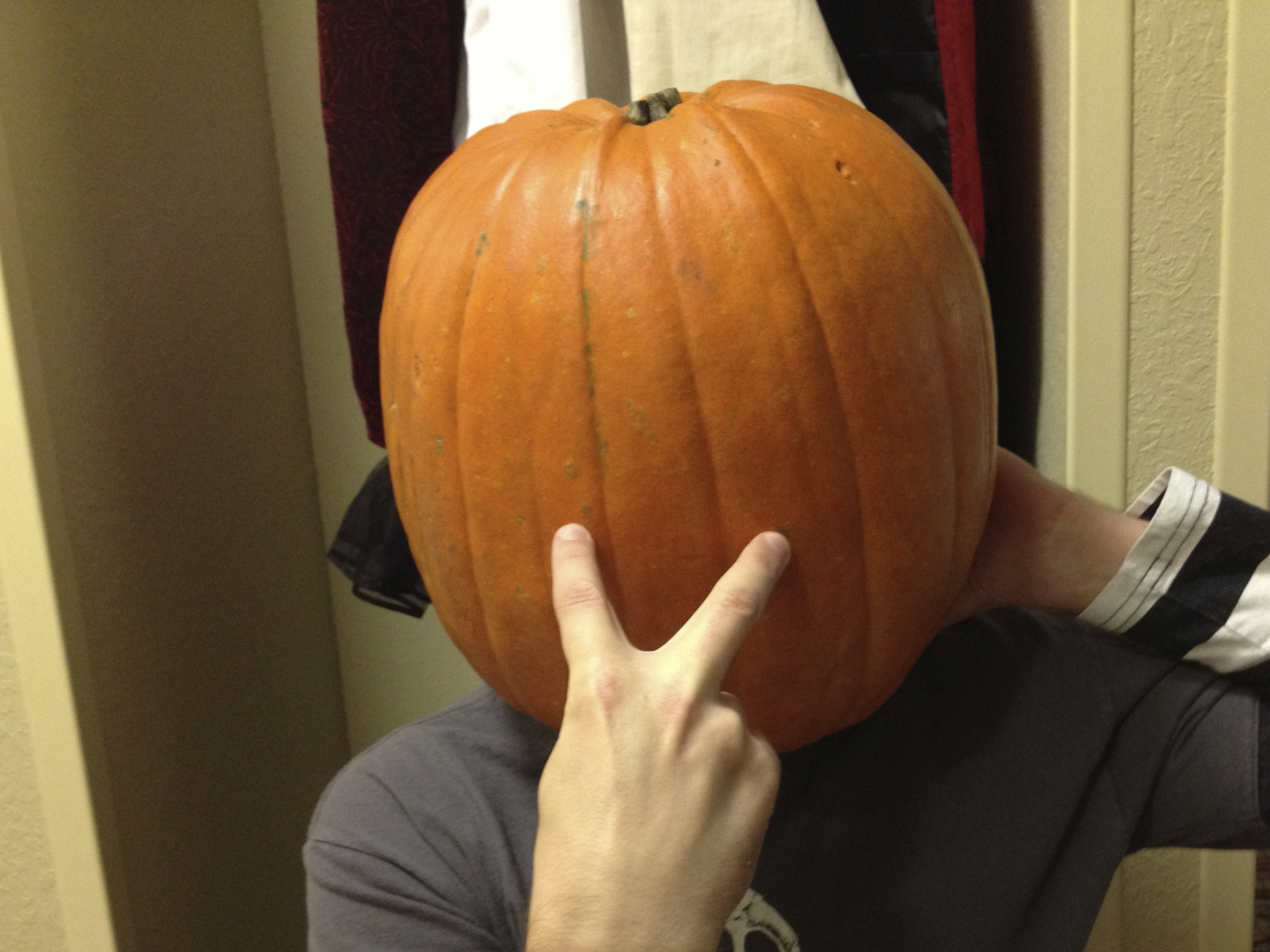 Marking eye locations