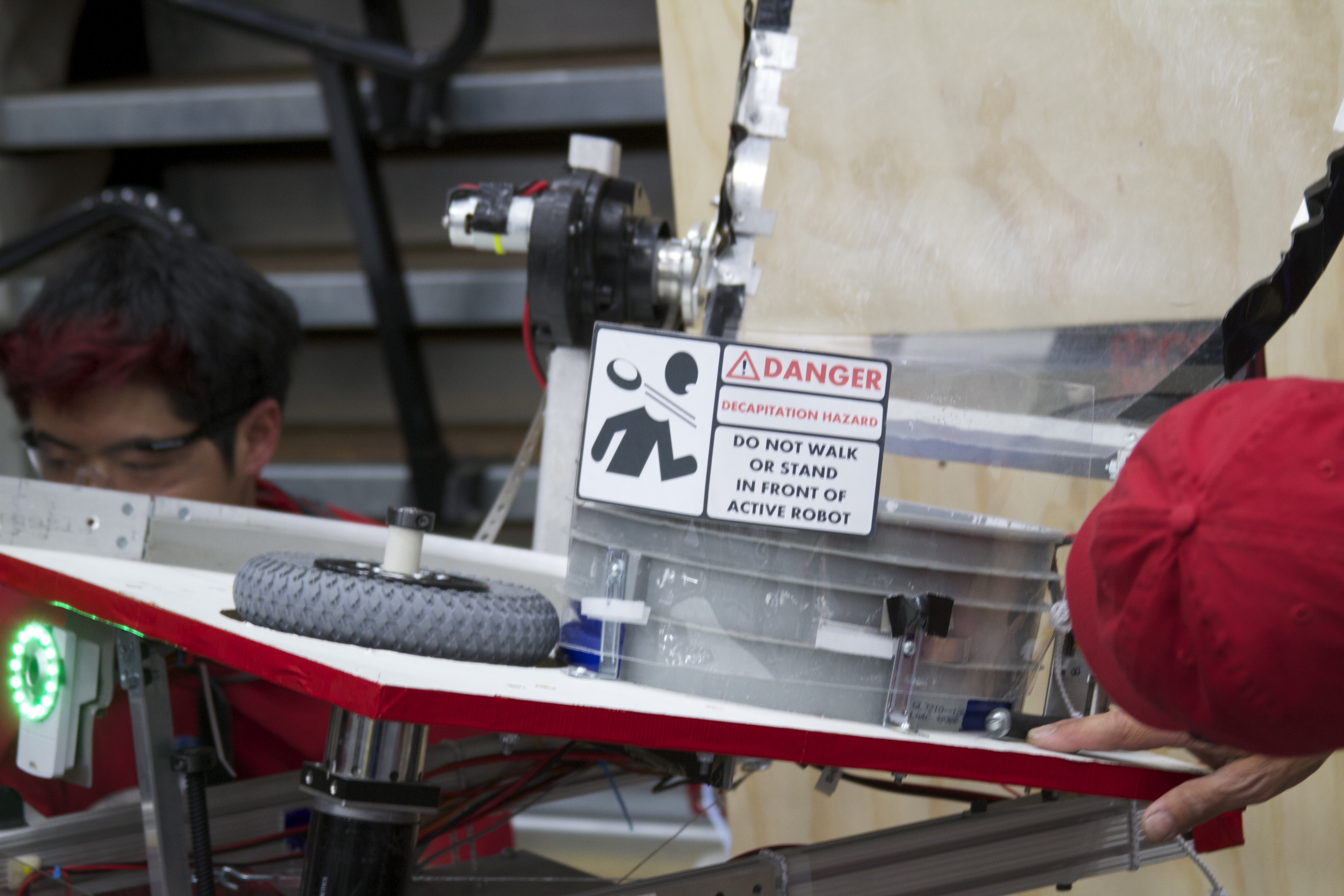 840 decapitation warning