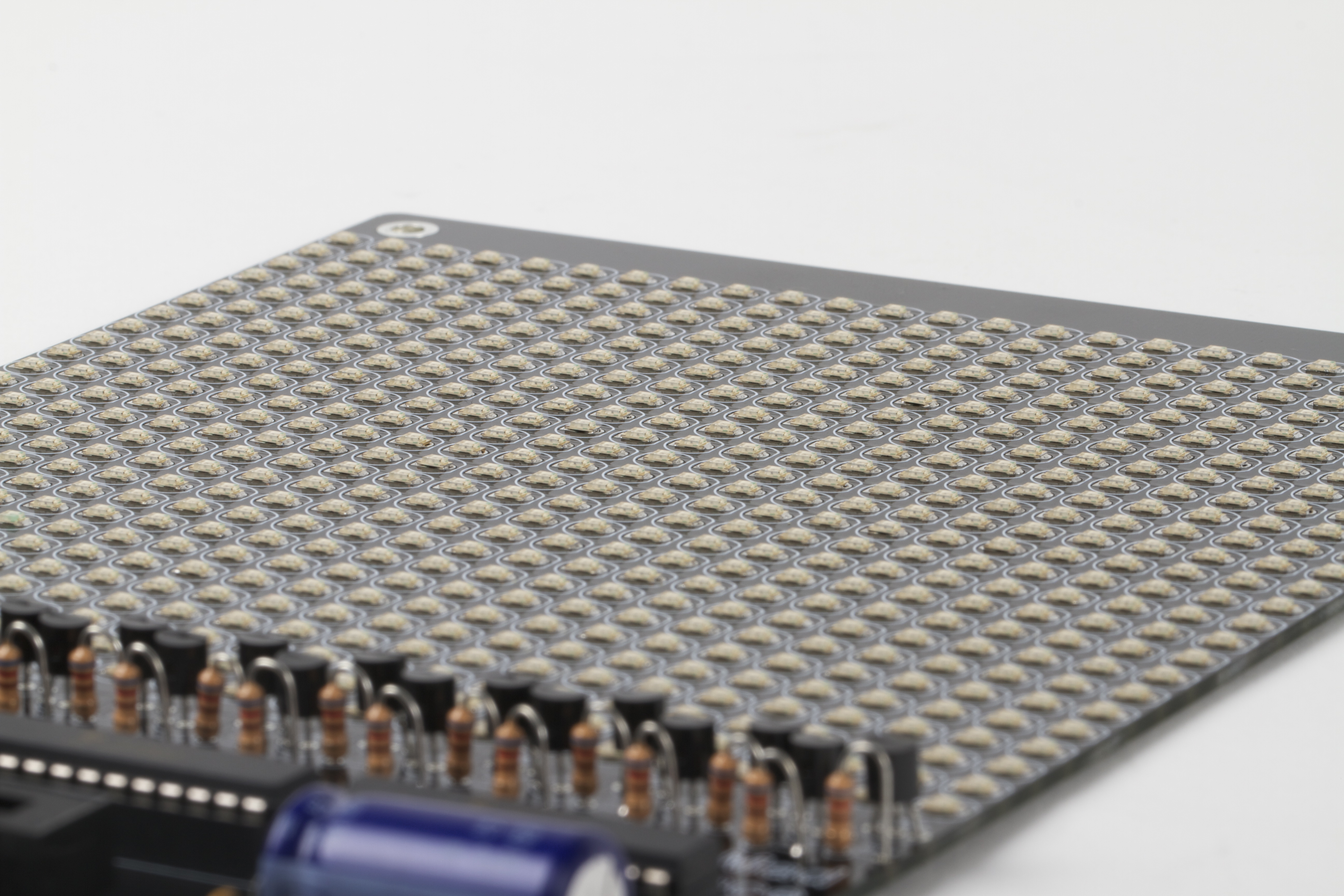 Peggy 2le Surface Mount