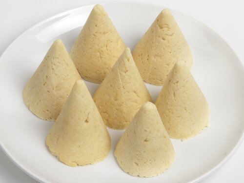 Sconic Sections: Cones