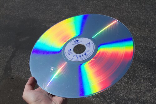 Laser and video discs 9