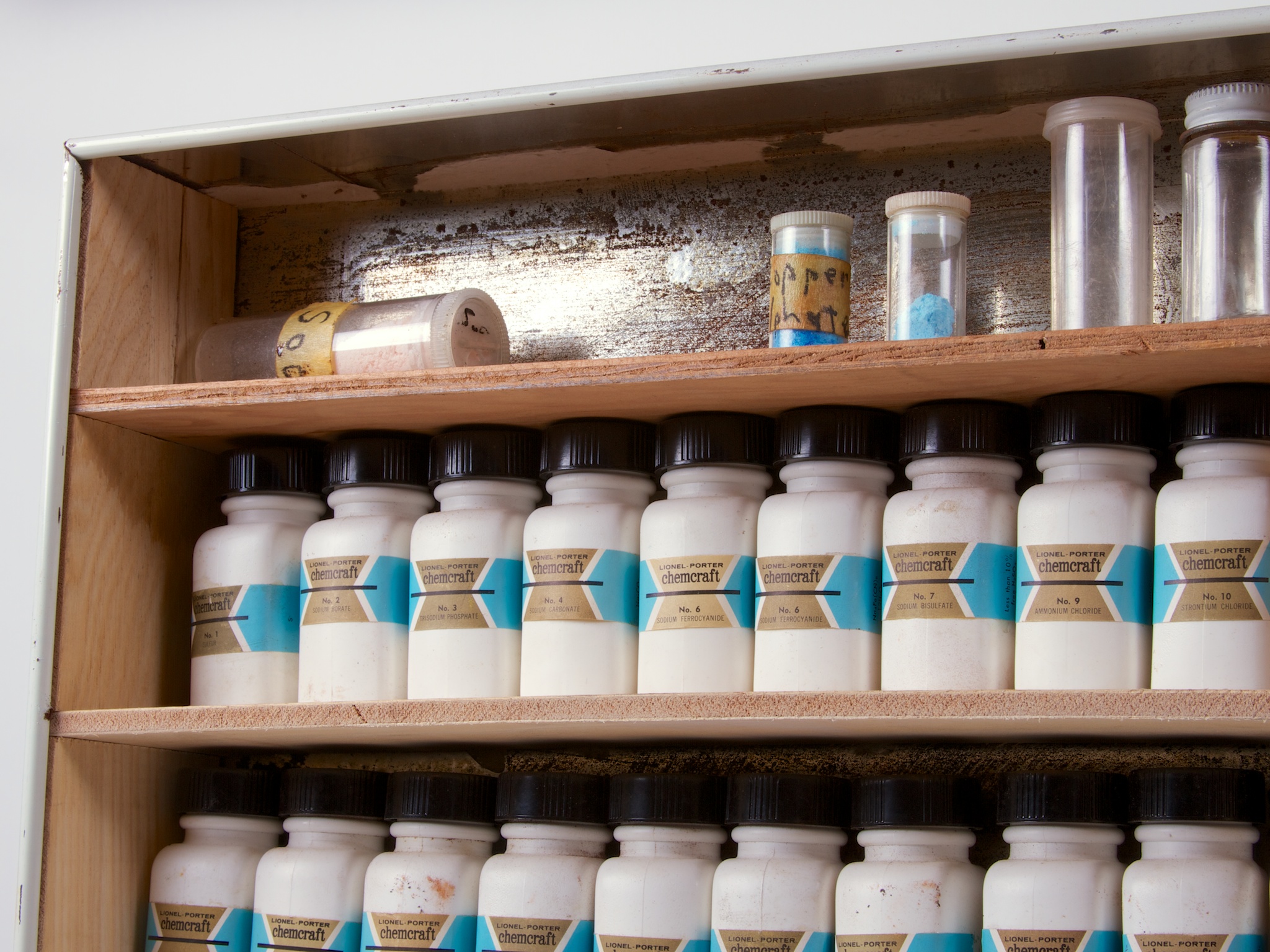 Vintage Chemistry Sets 7