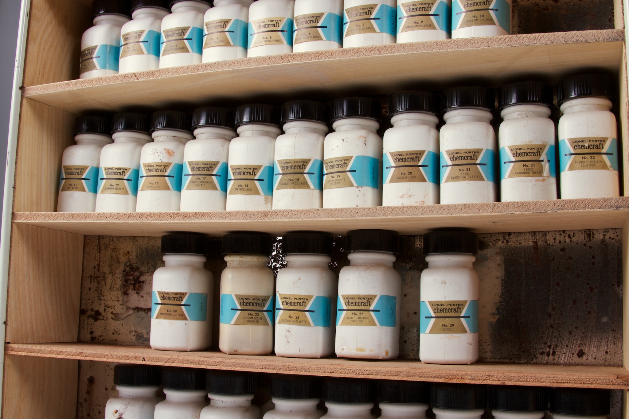 Vintage Chemistry Sets 9