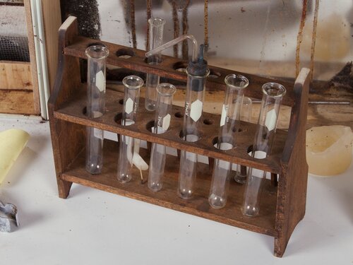 Vintage Chemistry Sets 23