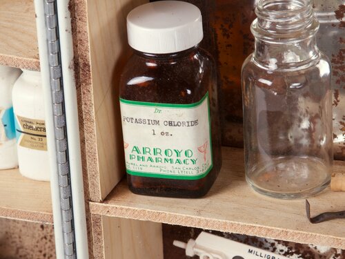 Vintage Chemistry Sets 24