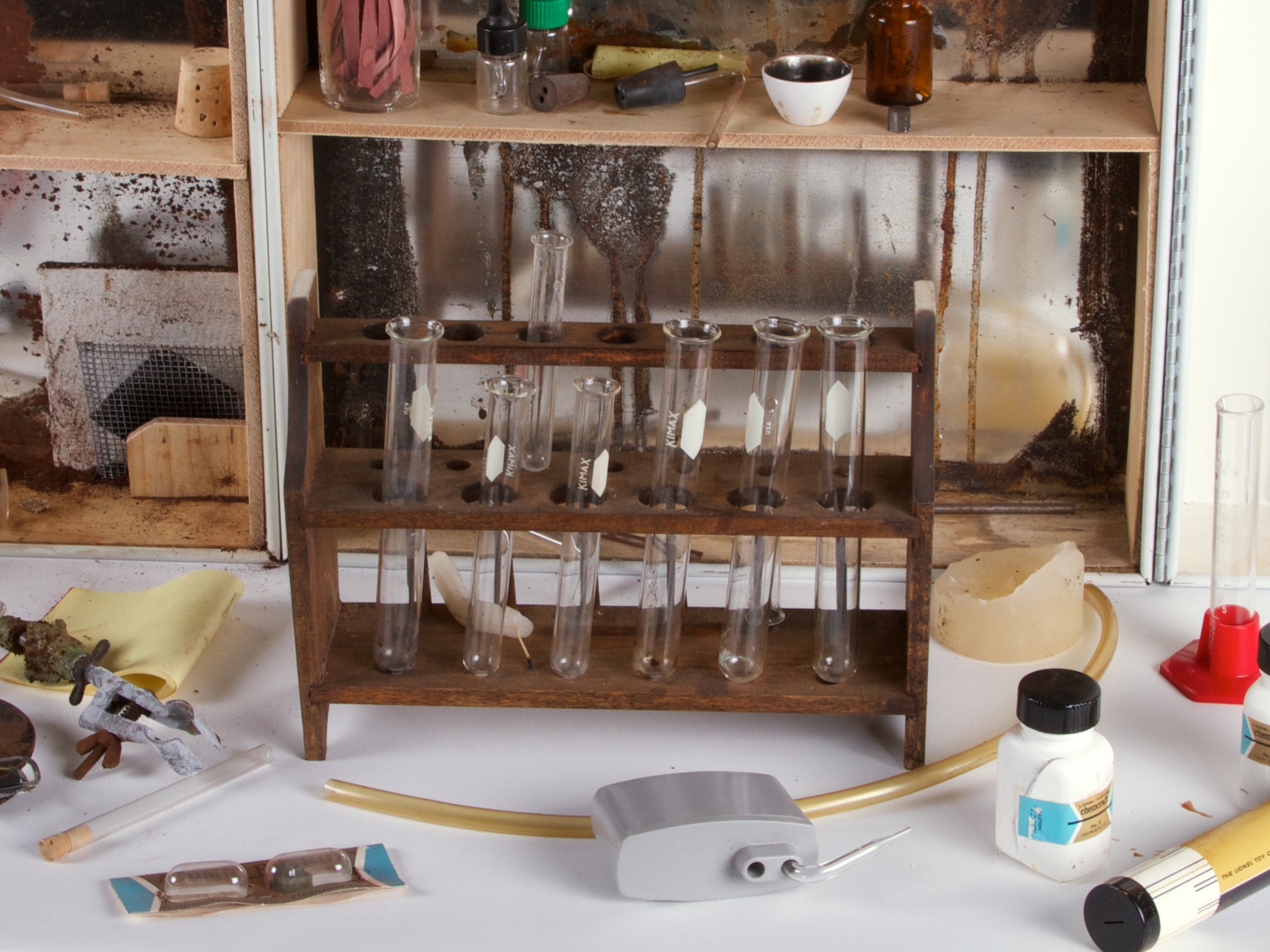 Vintage Chemistry Sets 22