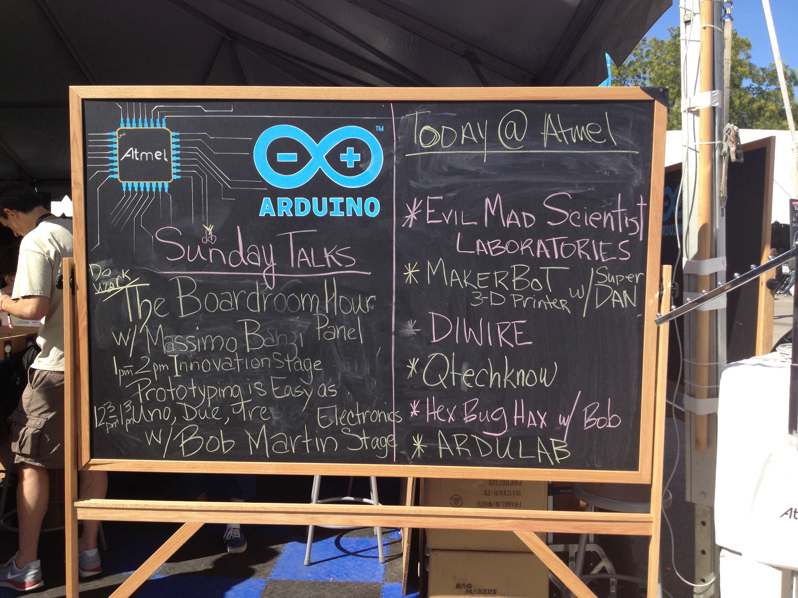 Atmel tent: Evil Mad Scientist, DIWire, Qtechnow, Ardulab