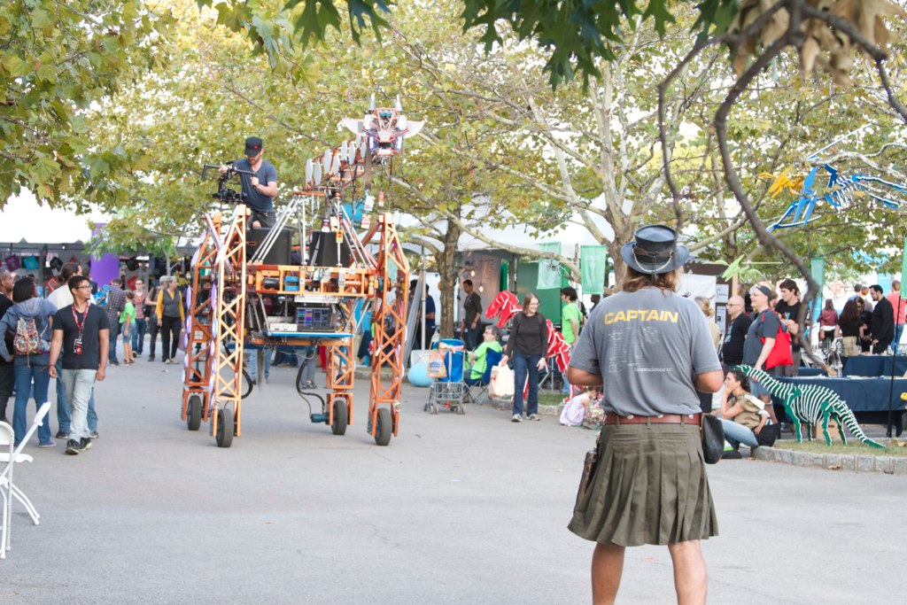 Lindsay and the electric giraffe