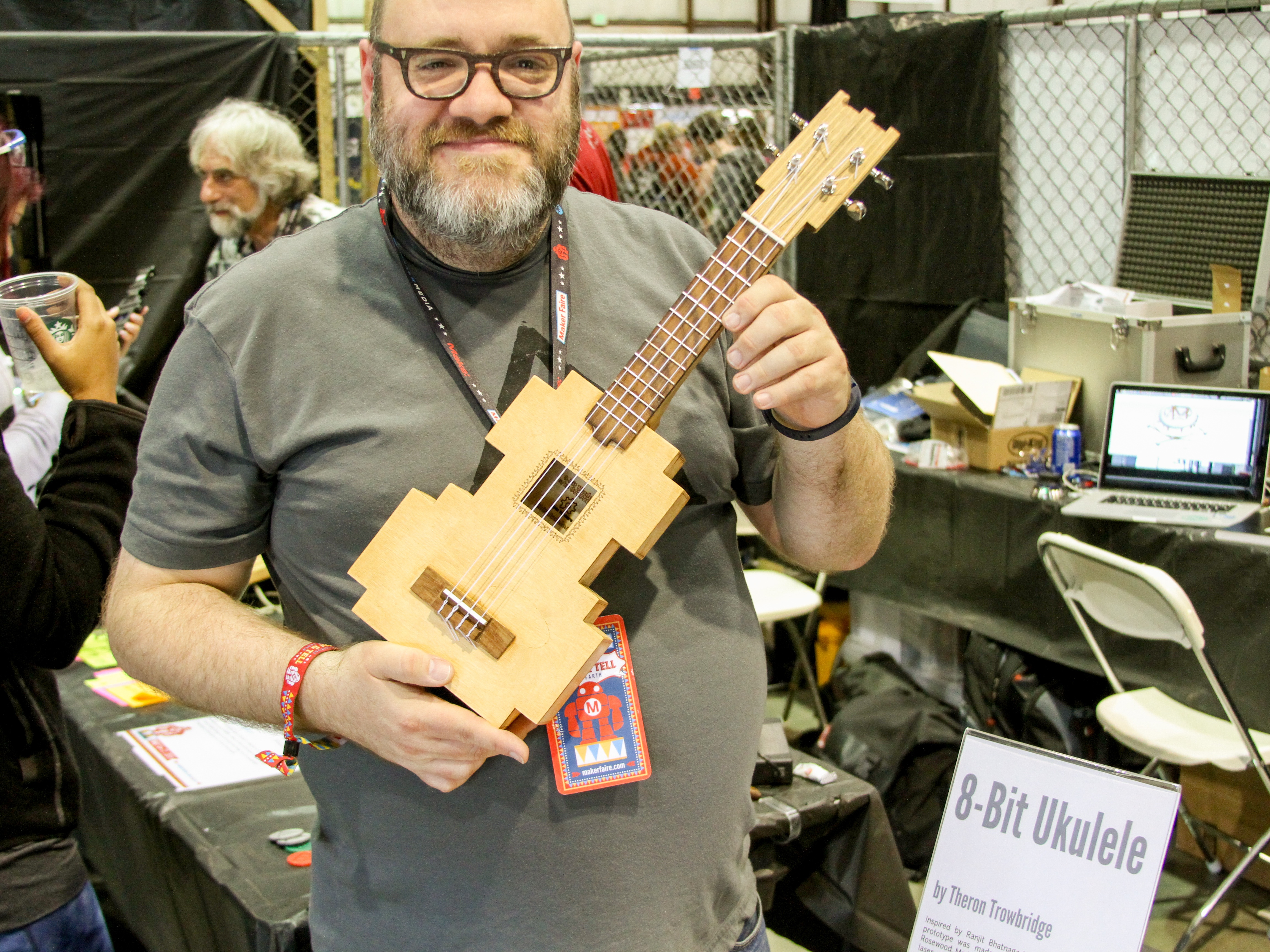 8 bit ukelele