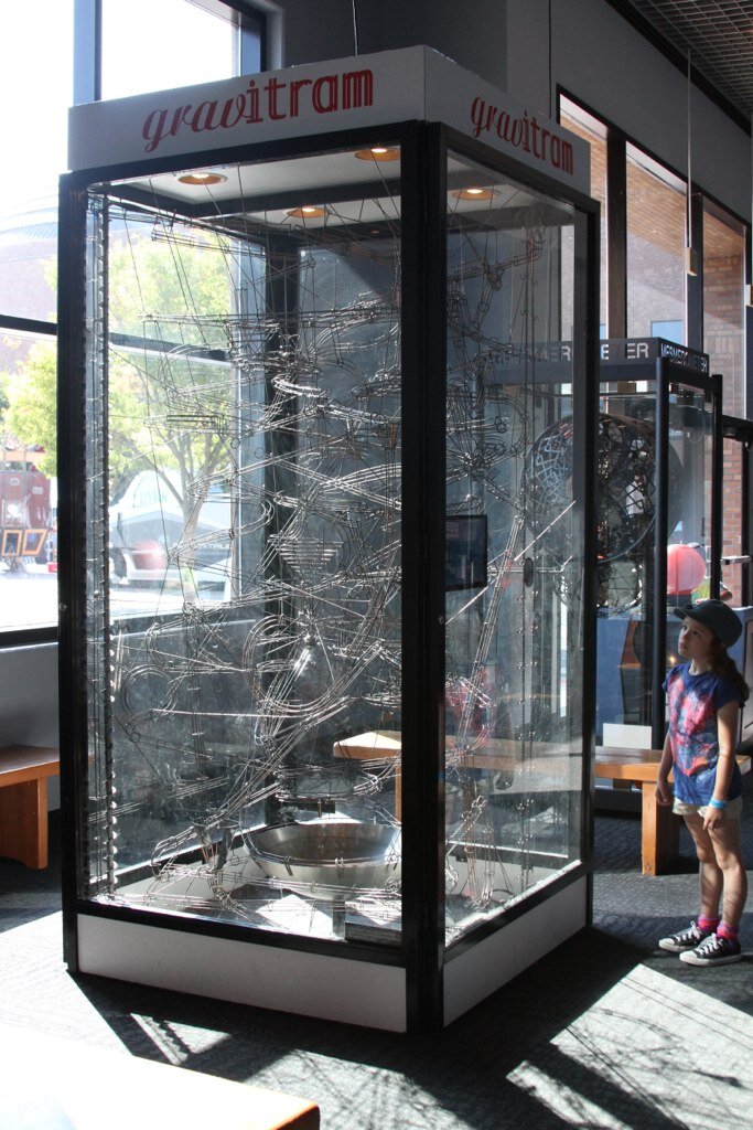 Gravitram