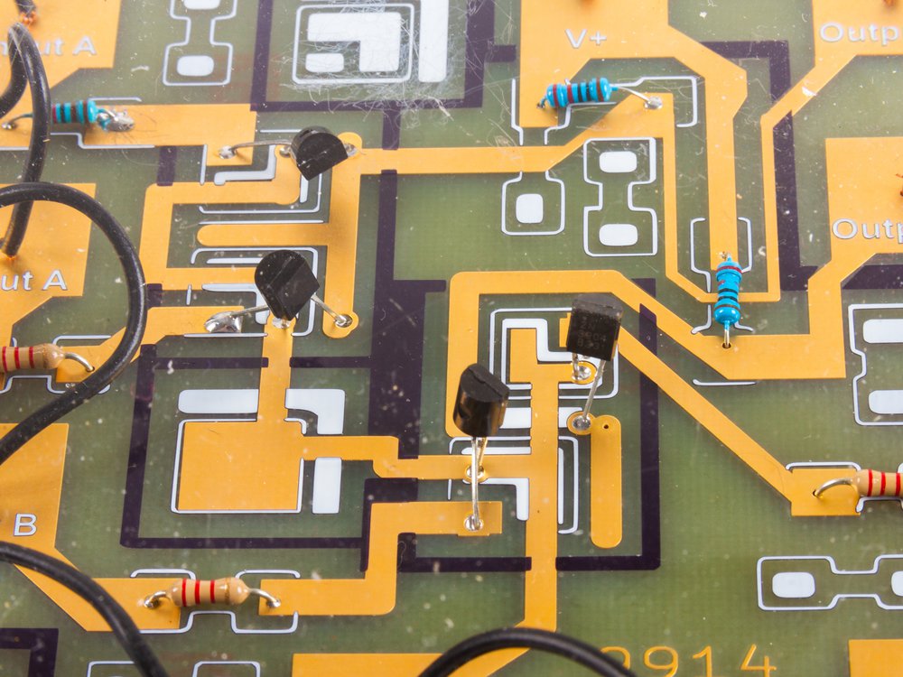 discrete circuit closeup