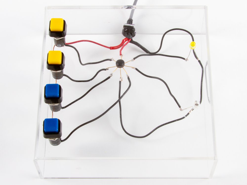 uL914 IC package circuit with switches and LEDs